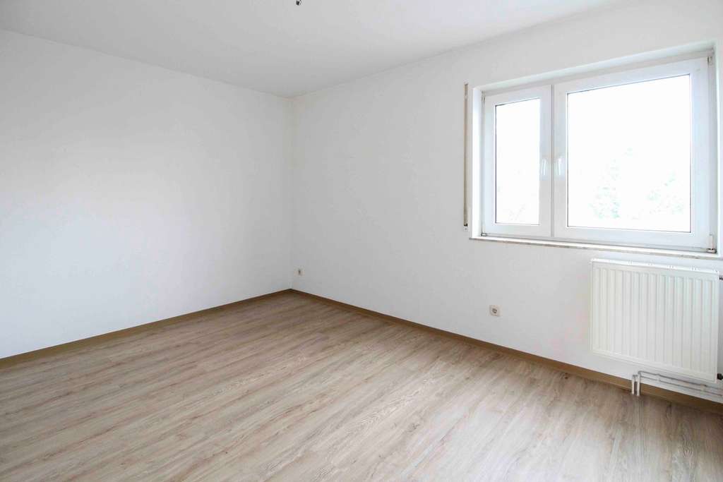 Immobilie in Schönebeck (Elbe) - Eigennutzung oder Kapitalanlage - Helle 3-Zimmer-Wohnung mit Balkon in Schönebeck - Bild 4