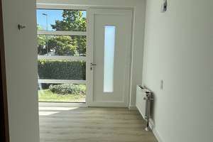 Frisch renoviertes Reihenendhaus mit Sonnenterrasse, Garten & Balkon in ruhiger Lage – Die vollständige Adresse der Immobilie erhältst du vom Anbieter., 53125 Bonn-Zentrum, Bonn – Vorschaubild 2