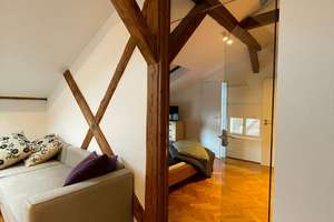 Traumhafte, helle  2-Zimmer-Dachgeschosswohnung in Potsdam, Berliner Vorstadt – Die vollständige Adresse der Immobilie erhältst du vom Anbieter., 14467 Berliner Vorstadt, Potsdam – Vorschaubild 4