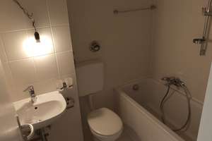 Sonnige 3-Zimmer-Wohnung, 2 Balkone in Bogenhausen, München – Die vollständige Adresse der Immobilie erhältst du vom Anbieter., 81677 Parkstadt, München – Vorschaubild 6