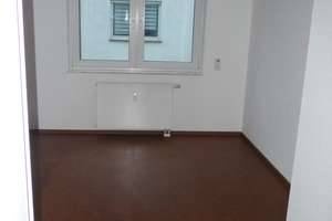 3-Zimmer-Eigentumswohnung mit 2 Balkonen in guter Lage Nähe Toelleturm – Lönsstraße 7, 42289 Heckinghausen, Wuppertal – Vorschaubild 4