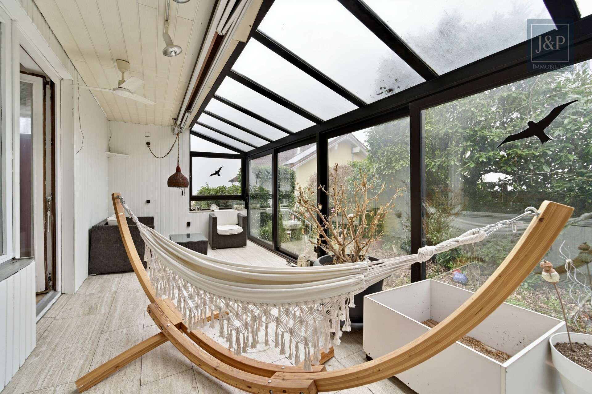 Seltene Gelegenheit: Sanierungsbedürftige DHH am Kapellenberg mit Blick auf Frankfurter Skyline, Main Taunus Kreis – Bild 4