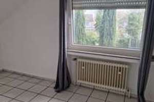 Köln-Esch, Freistehendes 2-Fam-Haus, Ruhiglage, ca. 130 m² WF, großes, schönes Grundstück (742m²) – Die vollständige Adresse der Immobilie erhältst du vom Anbieter., 50765 Esch/Auweiler, Köln – Vorschaubild 9