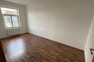 Moderne 2-Zimmer-Wohnung mit beeindruckender Aussicht und Wohlfühlcharakter – Die vollständige Adresse der Immobilie erhältst du vom Anbieter., 9126 Gablenz, Chemnitz – Vorschaubild 3