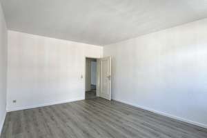 Charmante 3-Zimmer-Wohnung mit Gartenmitbenutzung in Gablenz – Kreherstraße 13, 9126 Gablenz, Chemnitz – Vorschaubild 5