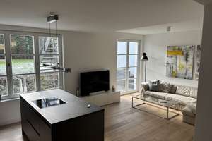 Helle, hochwertig möblierte 2-Zimmer Wohnung, frisch saniert, in Düsseldorf-Oberkassel – Die vollständige Adresse der Immobilie erhältst du vom Anbieter., 40547 Oberkassel, Düsseldorf – Vorschaubild 2