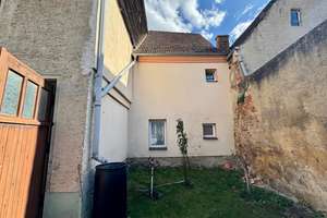 Einmalige Gelegenheit in bester Lage: Stadthäuser mit Innenhof, Werkstatt & Ausbaumöglichkeit am Par – Die vollständige Adresse der Immobilie erhältst du vom Anbieter., 15926 Luckau – Vorschaubild 6