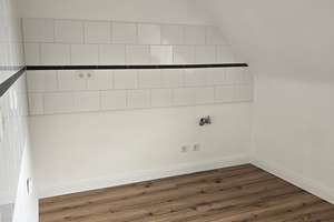 **Ideal für Singles, Paare oder kleine Familien - Moderne und bezugsfertige 3-Raum** – Schonnebeckhöfe 15, 45309 Schonnebeck, Essen – Vorschaubild 9