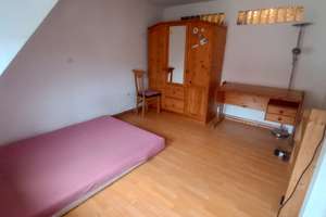 2 Zimmer Wohnung im Herzen Erlangens – ideal für Studierende – Die vollständige Adresse der Immobilie erhältst du vom Anbieter., 91054 Markgrafenstadt, Erlangen – Vorschaubild 4