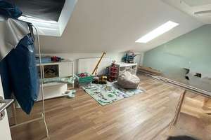 Sanierte 2,5 Zimmer Dachgeschosswohnung in ruhiger Wohnlage – Die vollständige Adresse der Immobilie erhältst du vom Anbieter., 86156 Kriegshaber, Augsburg – Vorschaubild 6