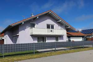 Exklusives Einfamilienhaus mit Einliegerwohnung – Die vollständige Adresse der Immobilie erhältst du vom Anbieter., 94094 Malching – Vorschaubild 1
