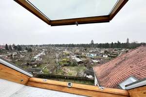 Charmante Dachgeschosswohnung mit  Holzbalken, EBK  & Weitblick über Leipzig – Triftweg 51, 4229 Marienbrunn, Leipzig – Vorschaubild 9