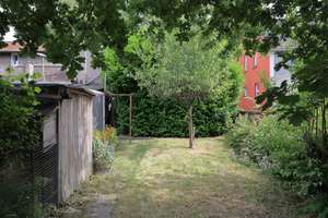 Gartenliebhaber aufgepasst! Familienfreundliches Zweifamilienhaus mit Modernisierungsbedarf  – Die vollständige Adresse der Immobilie erhältst du vom Anbieter., 45355 Borbeck-Mitte, Essen – Vorschaubild 6