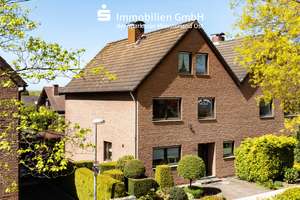 Charmantes Reihenendhaus mit Traumgarten!