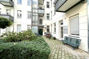 Charmantes City Apartment in begehrter Lage - Anfragen bitte schriftlich – Schlüterstraße 70, 10625 Charlottenburg, Berlin – Vorschaubild 3
