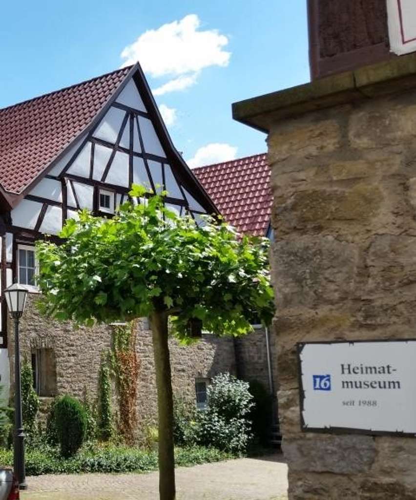Immobilie in Möckmühl - Kapitalanlage! Haus mit drei Wohnungen in Möckmühl, Heilbronn (Kreis) - Bild 1