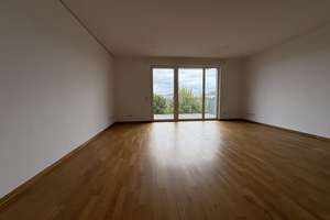 Junge Paare aufgepasst • Tolle 3 Zimmer - Wohnung mit Balkon und Parkett