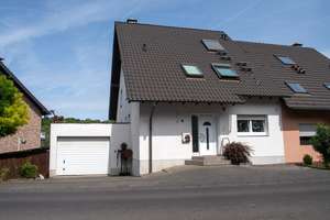 Zuhause mit viel Platz in einem gepflegten Endreihenhaus in Bonn