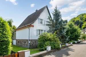 Kleines Schmuckstück, fußläufig zum Zentrum! – Die vollständige Adresse der Immobilie erhältst du vom Anbieter., 51766 Engelskirchen – Vorschaubild 3