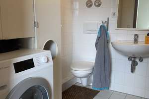 Ruhiger 2-Zimmer-Wohnbereich mit eigenem Bad - 40m2 - ausschließlich weibliche Mieter - befristet – Moorbekring 35, 22359 Volksdorf, Hamburg – Vorschaubild 9