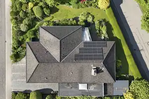 Großzügiges Einfamilienhaus mit Einliegerwohnung, PV-Anlage und Gartenidylle auf großzügigem 866 m²  – Steinburg (Kreis) – Vorschaubild 21