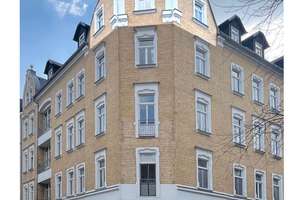 MAISONETTE-WOHNUNG..VIEL POTENTIAL .. IM DACHGESCHOSS, EIN TRAUM ..