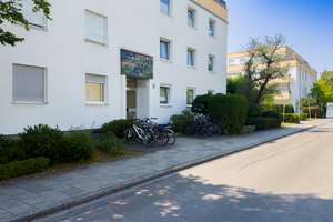 Renovierungsbedürftige 1-Zimmer-Wohnung mit TG-Stellplatz in Pasing