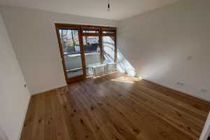 Sonnige ruhige Wohnung mit 2 Südbalkonen – Großhesseloher Straße 18, 81479 München – Vorschaubild 3