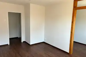 RESERVIERT Zentrumsnahes Einfamilienhaus in Sackgassen-Spielstraße – Heidekreis – Vorschaubild 3
