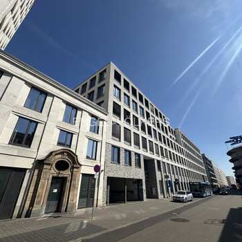 MODERN, HELL UND KLIMATISIERT– BÜRO DIREKT AM HBF