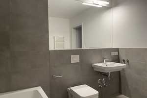 Perfekt geschnittene 4-Zimmer-Wohnung mit Einbauküche, Balkon (Loggia) und Gäste-Bad! – Biedenkopfer Str. 44-54, 13507 Berlin – Vorschaubild 17