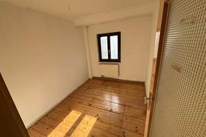 Doppelhaushälfte für Kreative – Die vollständige Adresse der Immobilie erhältst du vom Anbieter., 93055 Schwabelweis, Regensburg – Vorschaubild 7