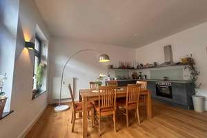 Exklusive 2-Zi.-Wohnung mit Loftcharakter, hochwertig ausgestattet - Top-Lage Kölner Altstadt – Koelhoffstr 5, 50676 Altstadt/Süd, Köln – Vorschaubild 2