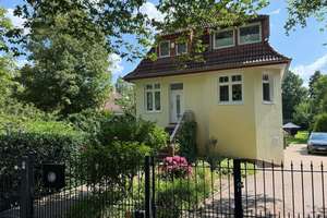 Stilvolles Einfamilienhaus mit 1.800 m2 Südgrundstück und hochwertiger Ausstattung – Die vollständige Adresse der Immobilie erhältst du vom Anbieter., 28259 Mittelshuchting, Bremen – Vorschaubild 2