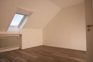GenießerDesign, Lage, Ruhe, Garten:5min:UKA, 1min:B17, Balkon, 2Bäder+WC, Garage, EBK, Wallbox-ready – Die vollständige Adresse der Immobilie erhältst du vom Anbieter., 86156 Kriegshaber, Augsburg – Vorschaubild 72