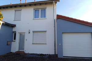Sonniges 6-Zimmer Doppelhaus in Kaiserslautern in Uninähe an ruhiger Spielstraße – Die vollständige Adresse der Immobilie erhältst du vom Anbieter., 67663 Lämmchesberg-Universitätswohnstadt, Kaiserslautern – Vorschaubild 2