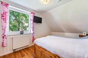 Property thumbnail 11