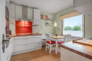 Vollunterkellertes Reihenmittelhaus mit schöner Dachterrasse, Terrasse, Sauna und Carport – Hamburg – Vorschaubild 20
