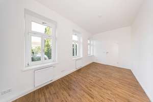 Helle 2 Zimmer Wohnung am Park – urban wohnen mit grünem Blick