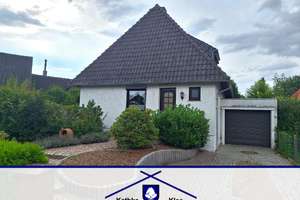 Freistehendes Einfamilienhaus in ruhiger Lage mit Terrasse, SW-Garten, Keller, Garage  in Osterholz