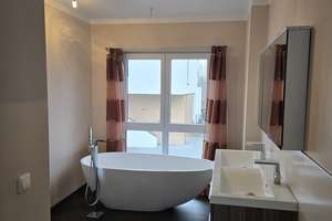 Traumhaus mit Mainblick Garten Garage und Pool - Einmalige Gelegenheit! – Zu den Mainwiesen 12, 63075 Rumpenheim, Offenbach am Main – Vorschaubild 10