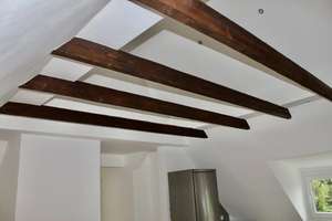 Saniertes Studio mit Charme – helle Dachgeschosswohnung in ruhiger Lage von Essen-Frillendorf