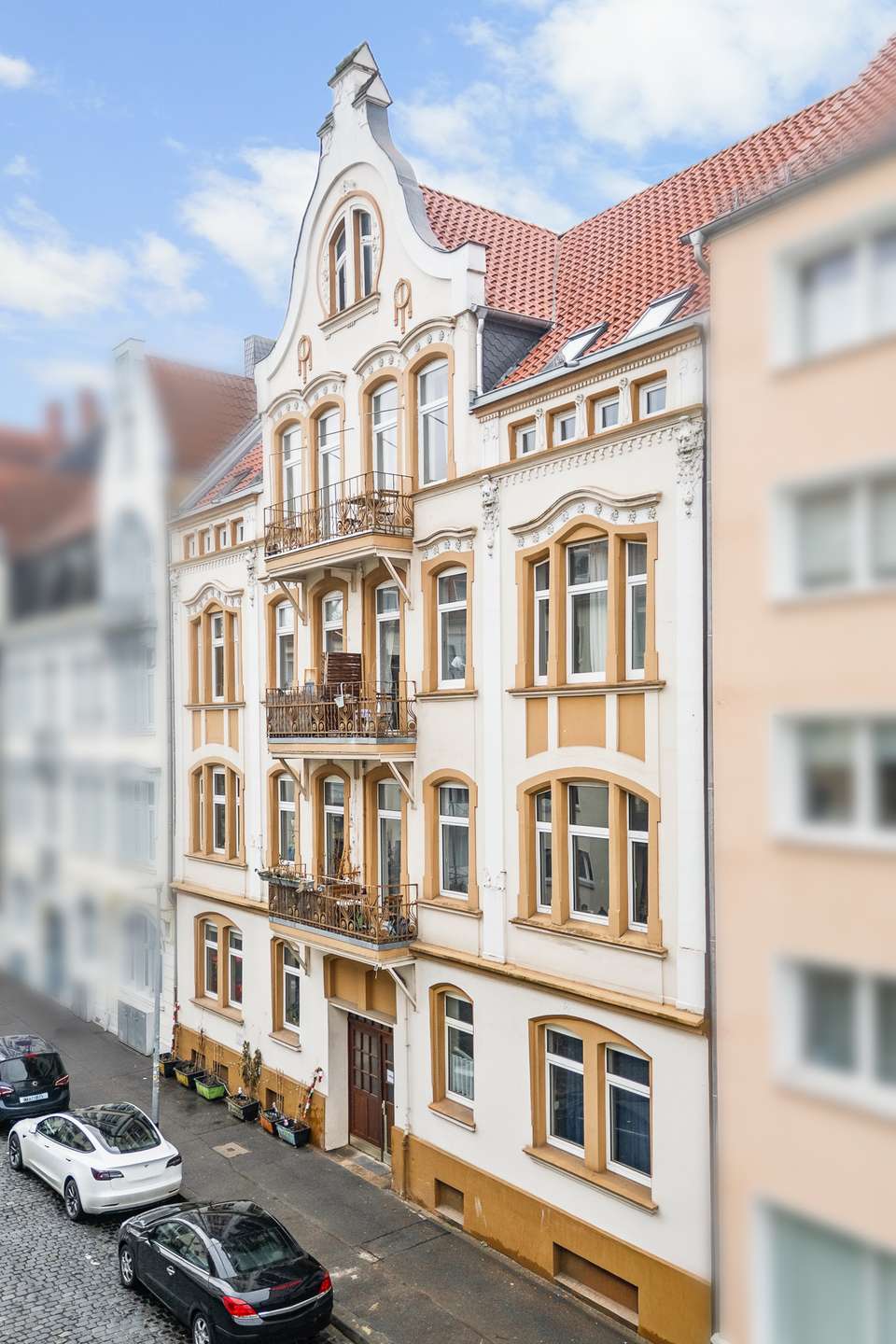 Südstadt Hannover – Vermietete 2,5-Zimmer-Wohnung im Einzeldenkmal mit Entwicklungspotenzial, Hannover – Bild 2