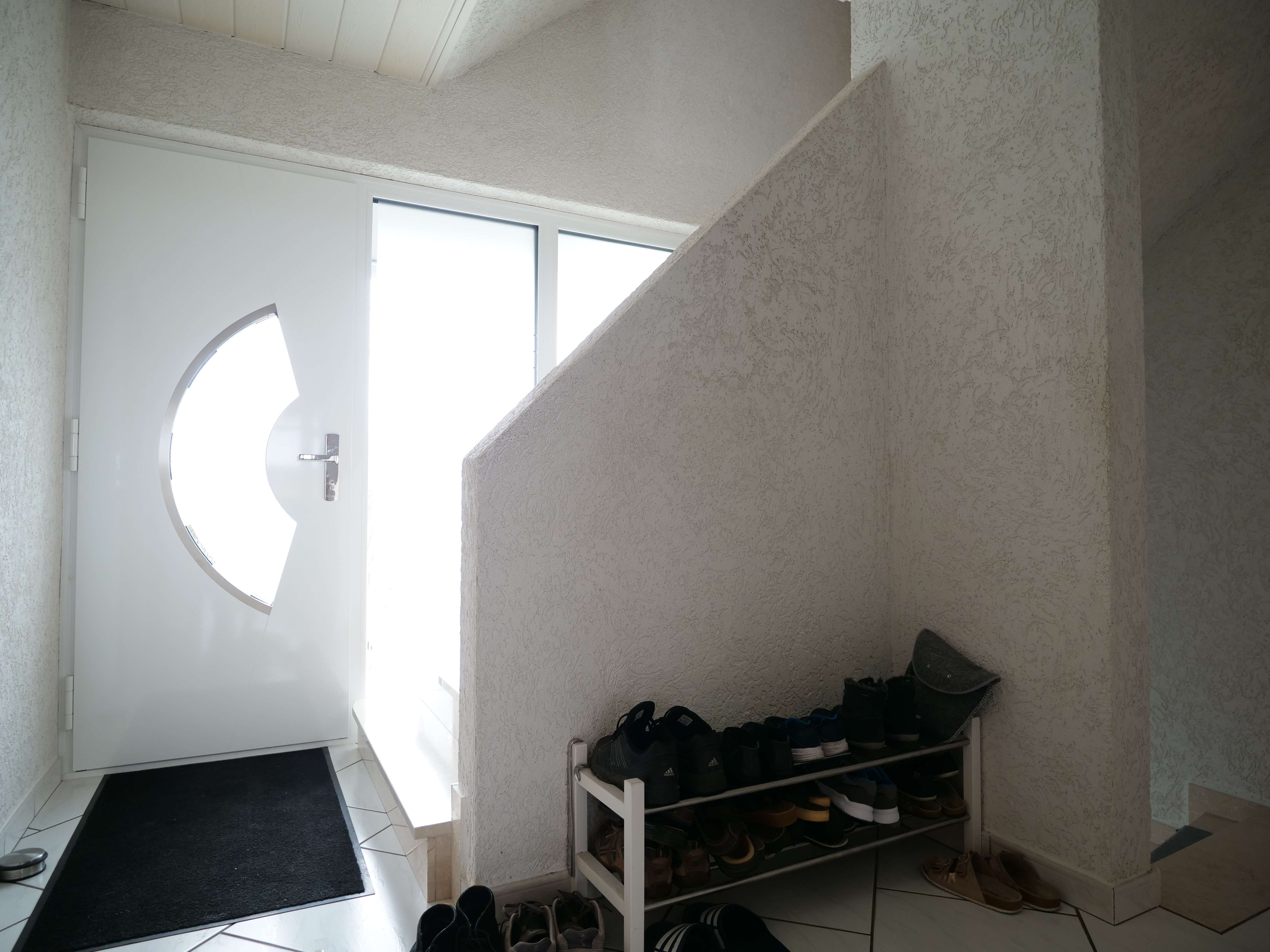 Immobilie in Hahnheim - Charmante DHH mit Garten, Doppelgarage und viel Platz für die ganze Familie! - Bild 1