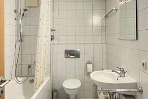 in zentraler Lage* sonnige 2 Zimmer-Wohnung mit Balkon – Die vollständige Adresse der Immobilie erhältst du vom Anbieter., 70180 Heusteigviertel, Stuttgart – Vorschaubild 5