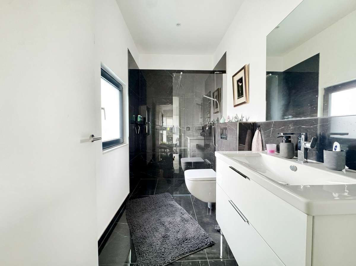 Immobilie in Drakenburg - Traumhafter Bungalow mit Terrasse und Doppelgarage in ruhiger Lage von Drakenburg / Smart Home! - Bild 1