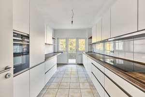 Großzügiger Maisonette -Wohntraum in einzigartiger Lage des Lindenhofes.