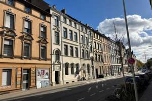 Historisches Mehrfamilienhaus mit 4 Wohneinheiten + Garten im Bonner Zentrum – Eigennutzung möglich – Die vollständige Adresse der Immobilie erhältst du vom Anbieter., 53111 Bonn-Castell, Bonn – Vorschaubild 1