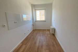 Sehr schöne- 3-Zimmerwohnung mit Loggia in Duisburg-Mündelheim! – Ehinger Berg 183, 47259 Mündelheim, Duisburg – Vorschaubild 3