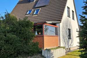 Modernisiert, großzügig, familienfreundlich - Einfamilienhaus mit Gartenparadies und Vollkeller – Die vollständige Adresse der Immobilie erhältst du vom Anbieter., 25436 Uetersen – Vorschaubild 1